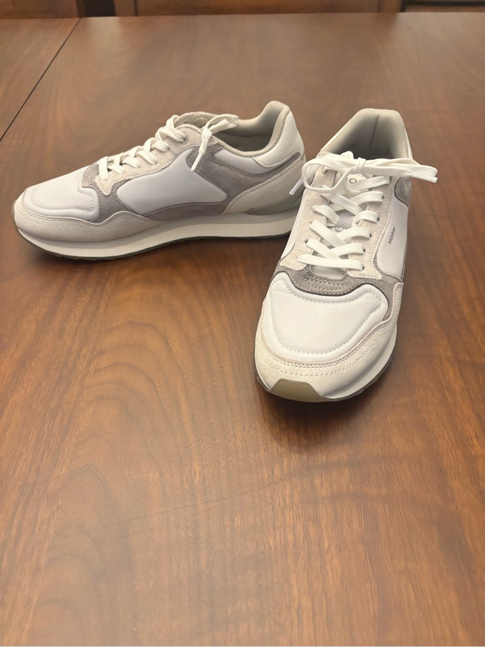 HOFF Cali White Gray Suede Leather Sneakers Women’s US 9 EU 40 Like New